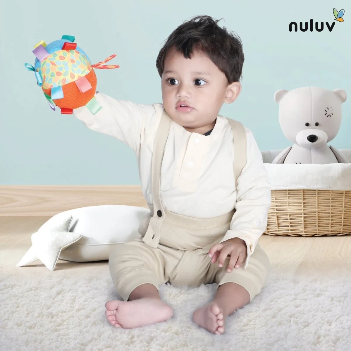 Nuluv Activity Ball -1- Mirror Plush Toy